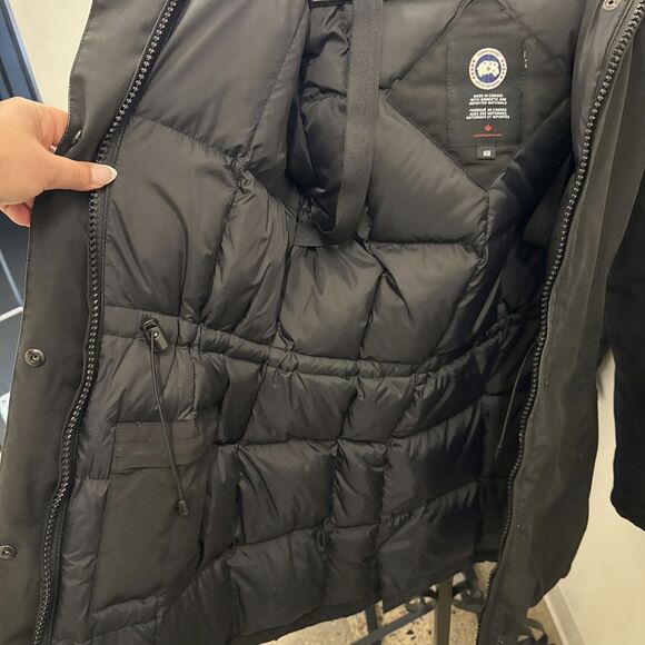 Canada Goose Jacket - Picture 9 of 11